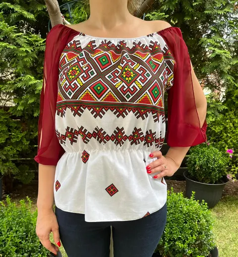 Ie traditionala Eliza