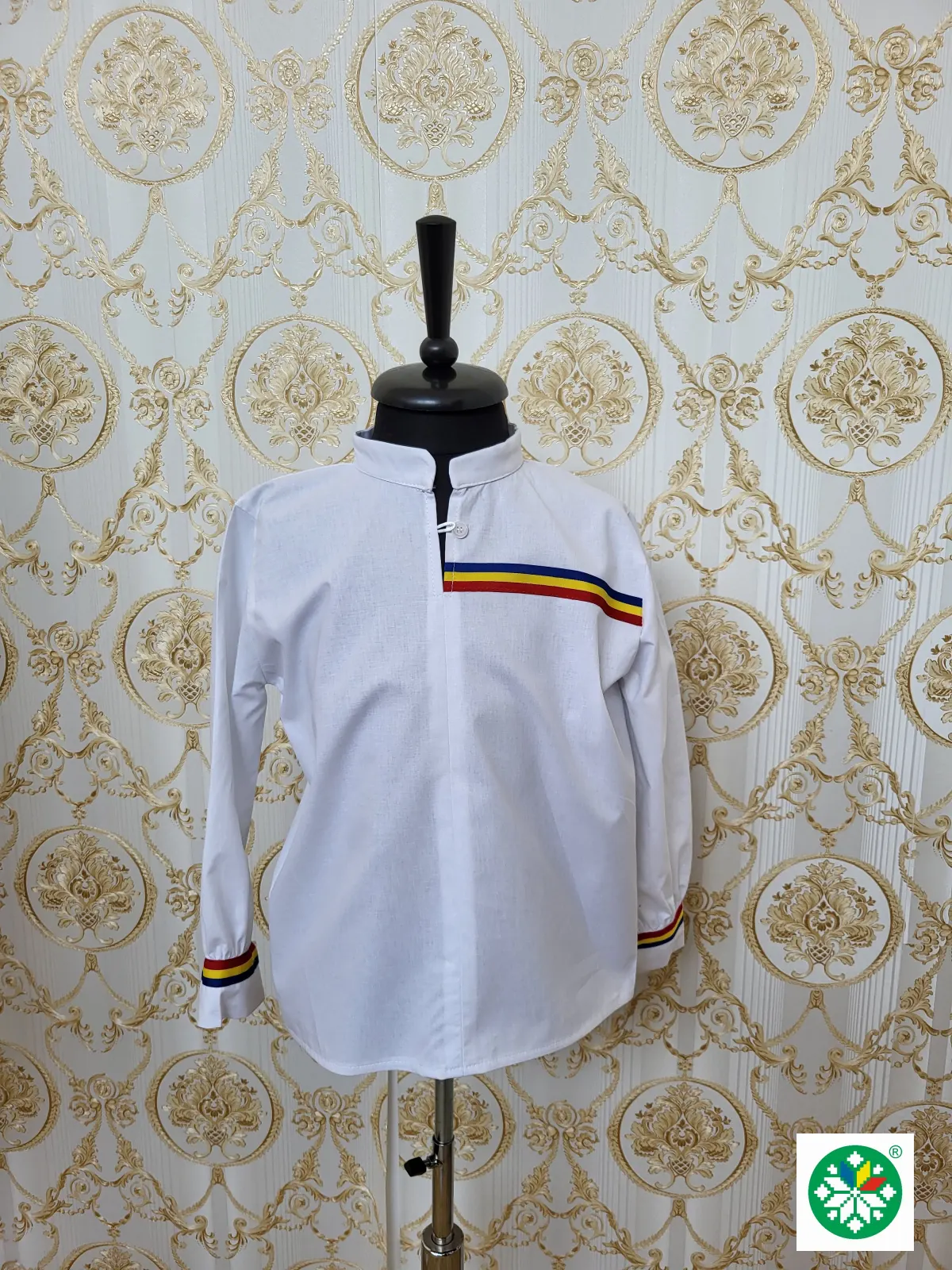 Ie tricolor baiat model 4