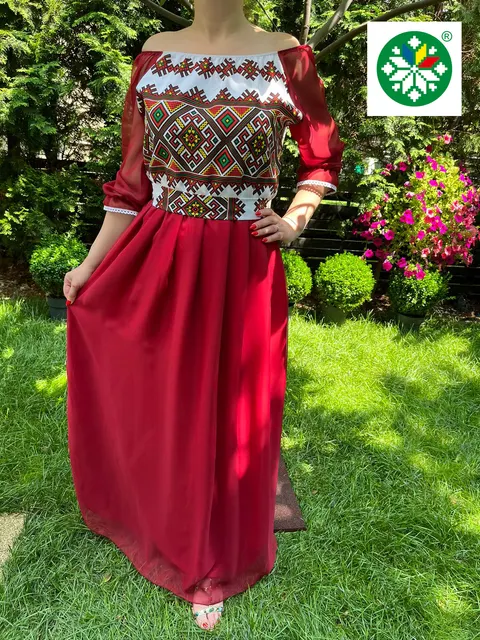 Rochie traditionala lunga Mihaela
