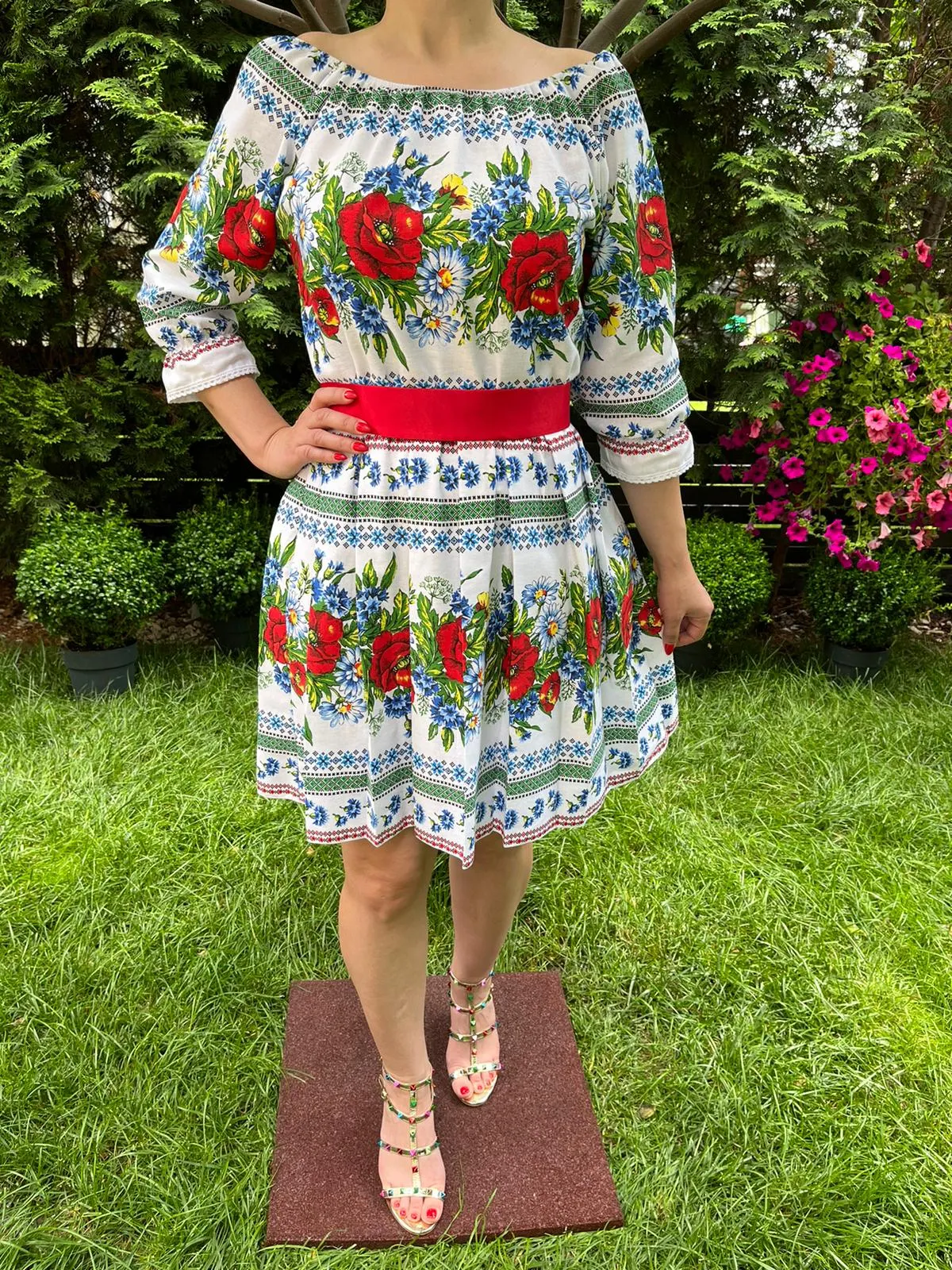 Rochie traditionala pliuri Cosmina