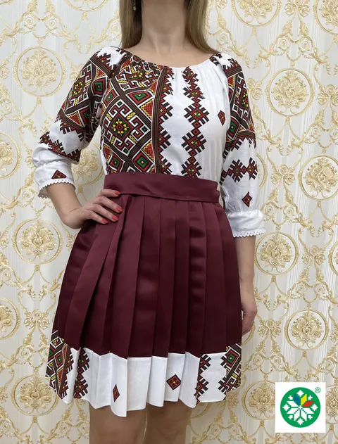 Rochie traditionala pliuri Lara