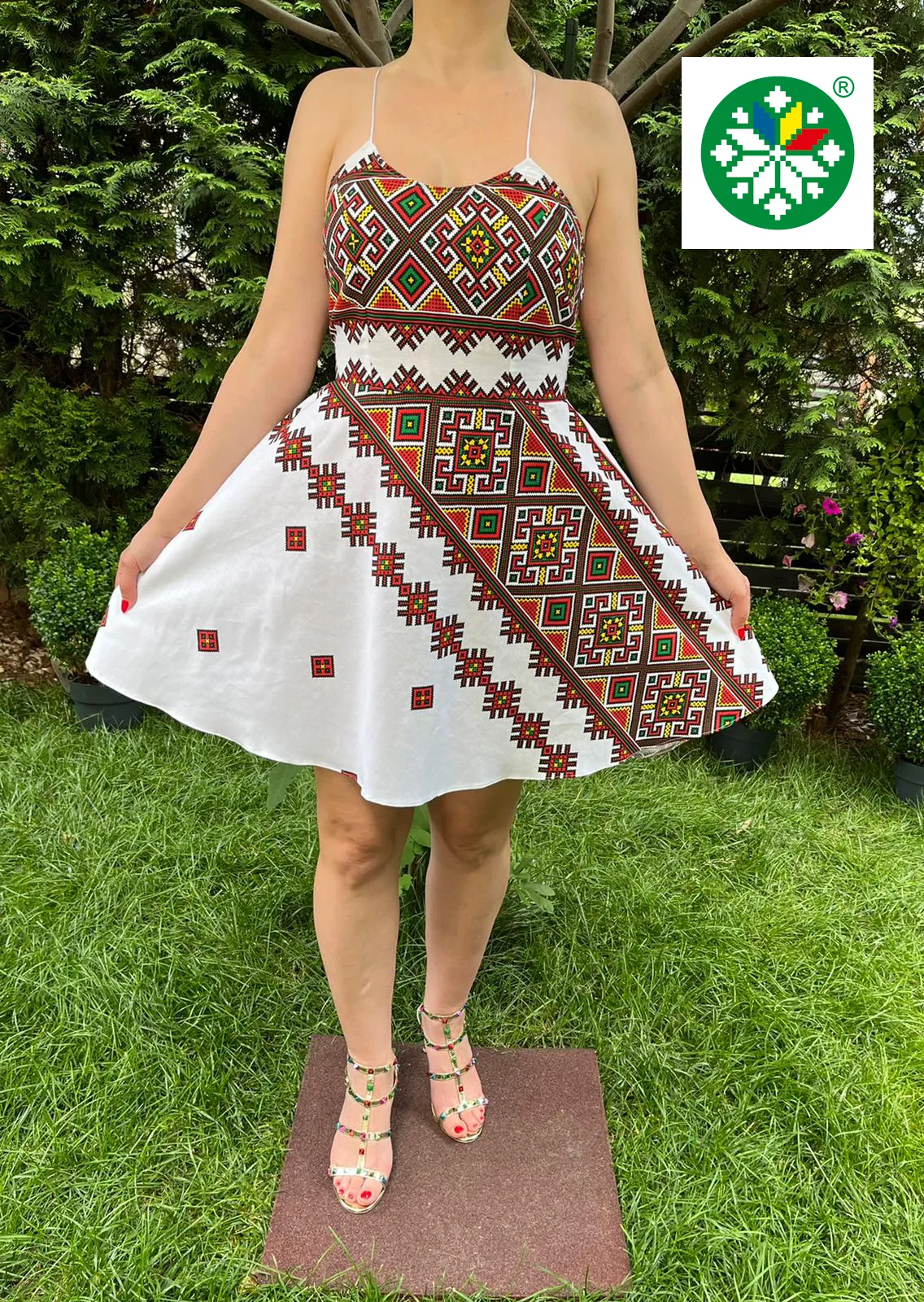 Rochie traditionala scurta Claudia