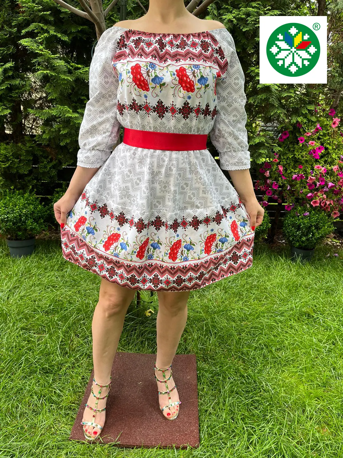 Rochie traditionala scurta Geanina