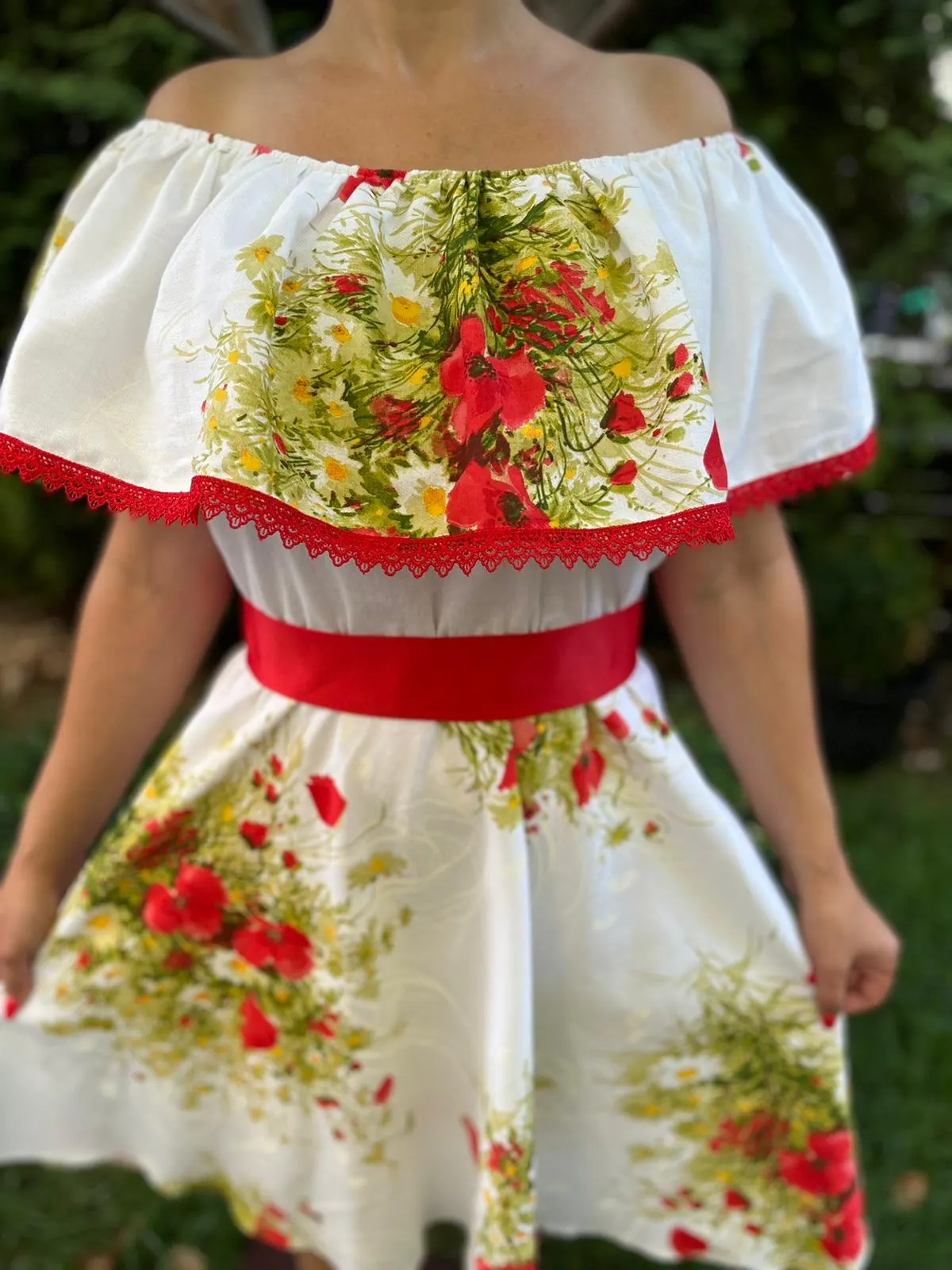 Rochie traditionala scurta Lorena